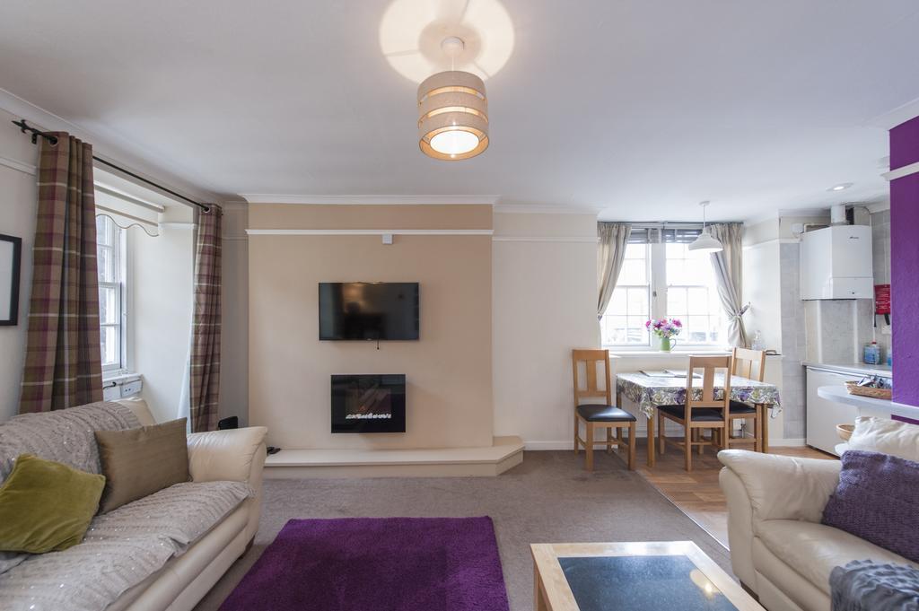 Writers View, Royal Mile Apartment Edinburgh Exterior photo